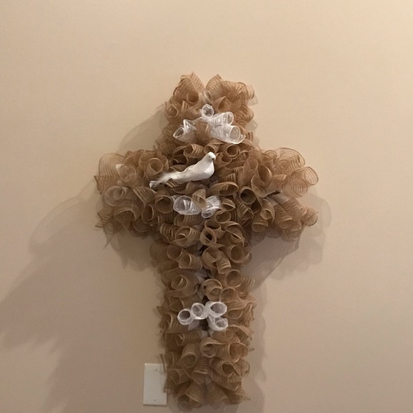 Hand made cross wreaths .  Choose your colors - Picture 1 of 1